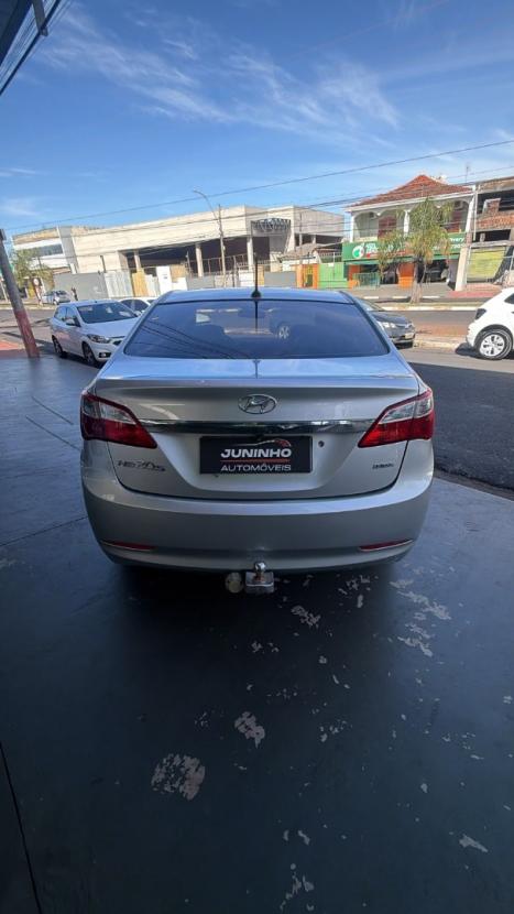 HYUNDAI HB 20 Sedan 1.0 12V 4P FLEX COMFORT PLUS, Foto 6