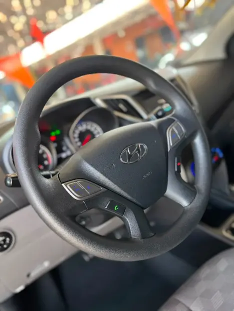 HYUNDAI HB 20 Sedan 1.6 16V 4P FLEX COMFORT STYLE AUTOM�TICO, Foto 15