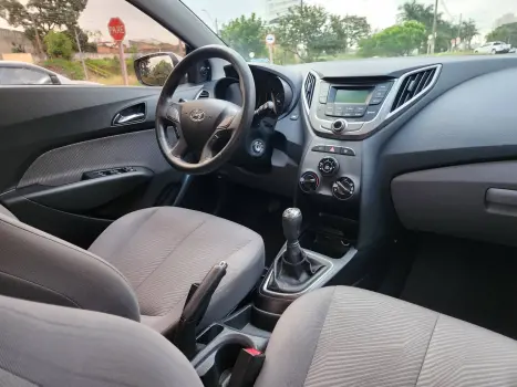 HYUNDAI HB 20 Sedan 1.6 16V 4P FLEX COMFORT PLUS, Foto 10