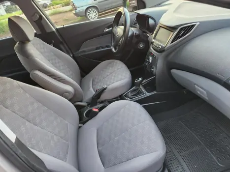 HYUNDAI HB 20 Sedan 1.6 16V 4P FLEX COMFORT PLUS AUTOM�TICO, Foto 9