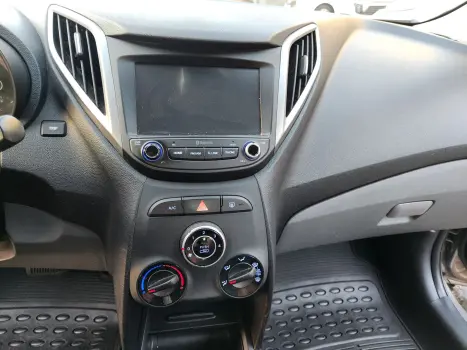HYUNDAI HB 20 Sedan 1.6 16V 4P FLEX COMFORT PLUS AUTOM�TICO, Foto 13