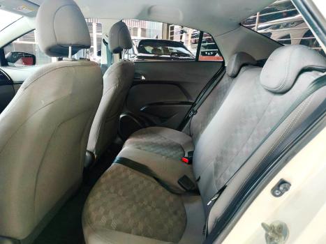 HYUNDAI HB 20 Sedan 1.6 16V 4P FLEX COMFORT PLUS, Foto 8