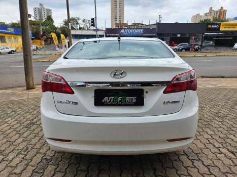 HYUNDAI HB 20 Sedan 1.6 16V 4P FLEX COMFORT PLUS, Foto 4