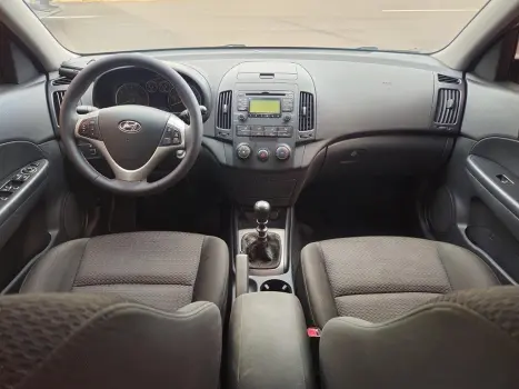 HYUNDAI I30 2.0 16V 4P GLS, Foto 8