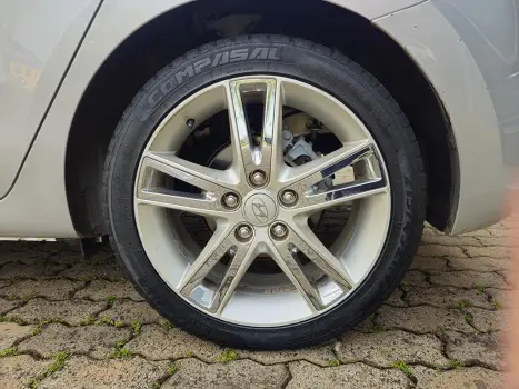 HYUNDAI I30 2.0 16V 4P GLS, Foto 10