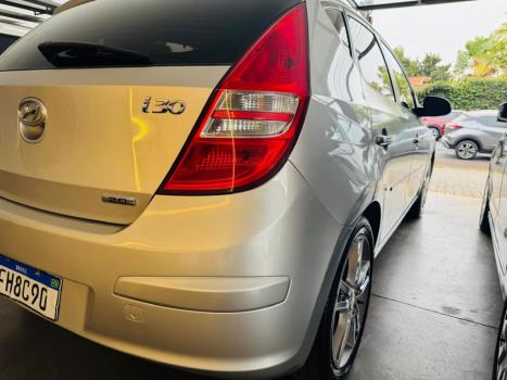 HYUNDAI I30 2.0 16V 4P AUTOMÁTICO, Foto 4 HYUNDAI I30 2.0 16V 4P AUTOMÁTICO, Foto 4