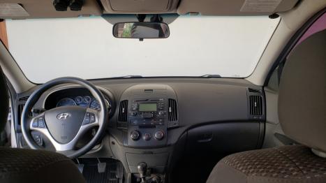 HYUNDAI I30 2.0 16V 4P, Foto 4