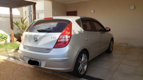HYUNDAI I30 2.0 16V 4P, Foto 6