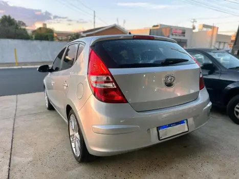 HYUNDAI I30 2.0 16V 4P AUTOM�TICO, Foto 6
