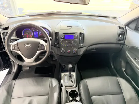 HYUNDAI I30 2.0 16V 4P AUTOM�TICO, Foto 2