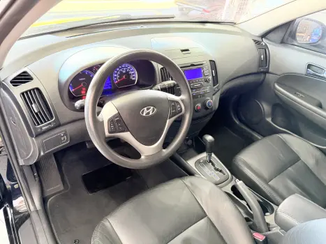 HYUNDAI I30 2.0 16V 4P AUTOM�TICO, Foto 3