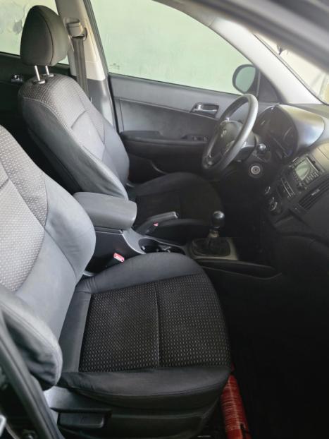 HYUNDAI I30 2.0 16V 4P, Foto 6