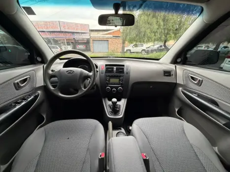 HYUNDAI Tucson 2.0 16V 4P GL, Foto 12