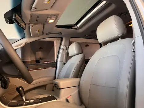 HYUNDAI Vera Cruz 3.8 V6 24V 4P 4X4 AUTOM�TICO, Foto 2