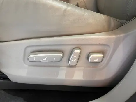 HYUNDAI Vera Cruz 3.8 V6 24V 4P 4X4 AUTOM�TICO, Foto 19