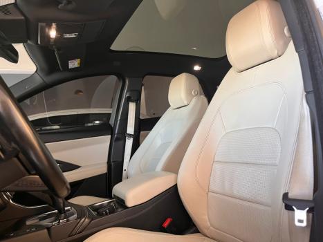 JAGUAR E-Pace , Foto 2