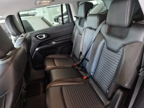 JEEP Commander 2.0 16V 4P TD380 LIMITED TURBO DIESEL AUTOM�TICO AT9, Foto 11