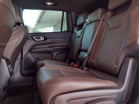 JEEP Commander 2.0 16V 4P TD380 OVERLAND 4X4 TURBO DIESEL AUTOM�TICO AT9, Foto 6