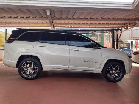 JEEP Commander 2.0 16V 4P TD380 OVERLAND 4X4 TURBO DIESEL AUTOM�TICO AT9, Foto 8