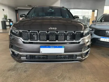 JEEP Commander 2.0 16V 4P TD380 OVERLAND 4X4 TURBO DIESEL AUTOM�TICO AT9, Foto 2