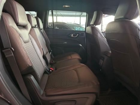 JEEP Commander 2.0 16V 4P TD380 OVERLAND 4X4 TURBO DIESEL AUTOM�TICO AT9, Foto 10