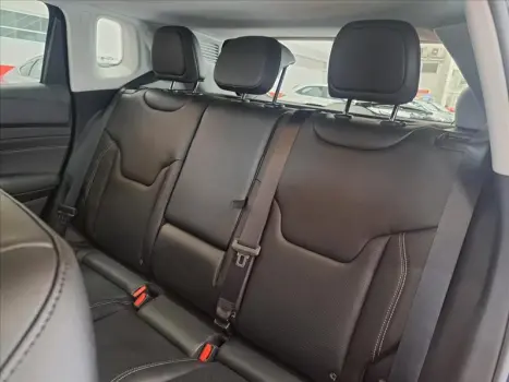 JEEP Compass 1.3 16V 4P FLEX S T270 TURBO AUTOMÁTICO, Foto 10 JEEP Compass 1.3 16V 4P FLEX S T270 TURBO AUTOMÁTICO, Foto 10