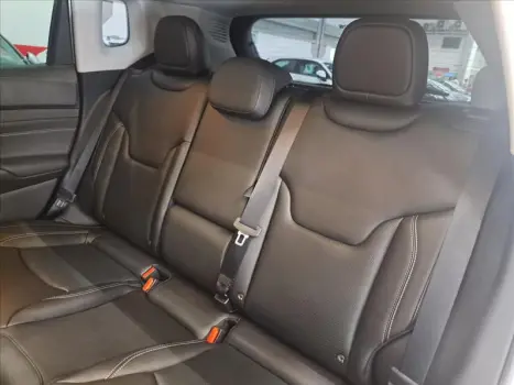 JEEP Compass 1.3 16V 4P FLEX S T270 TURBO AUTOMÁTICO, Foto 12 JEEP Compass 1.3 16V 4P FLEX S T270 TURBO AUTOMÁTICO, Foto 12