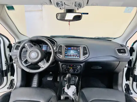 JEEP Compass 2.0 16V 4P LONGITUDE TURBO DIESEL 4X4 AUTOM�TICO, Foto 9