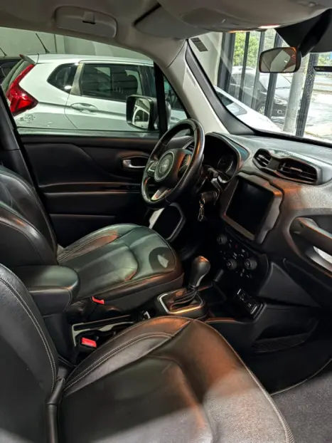 JEEP Renegade 1.8 16V 4P FLEX LONGITUDE AUTOMÁTICO, Foto 7 JEEP Renegade 1.8 16V 4P FLEX LONGITUDE AUTOMÁTICO, Foto 7