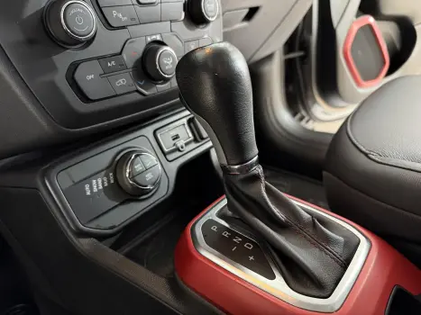 JEEP Renegade 2.0 16V 4P TURBO DIESEL TRAILHAWK 4X4 AUTOM�TICO, Foto 10