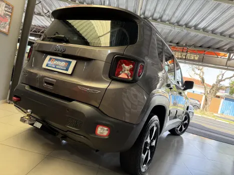 JEEP Renegade 2.0 16V 4P TURBO DIESEL TRAILHAWK 4X4 AUTOM�TICO, Foto 4