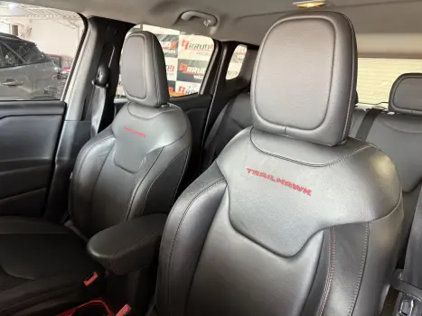 JEEP Renegade 2.0 16V 4P TURBO DIESEL TRAILHAWK 4X4 AUTOM�TICO, Foto 7