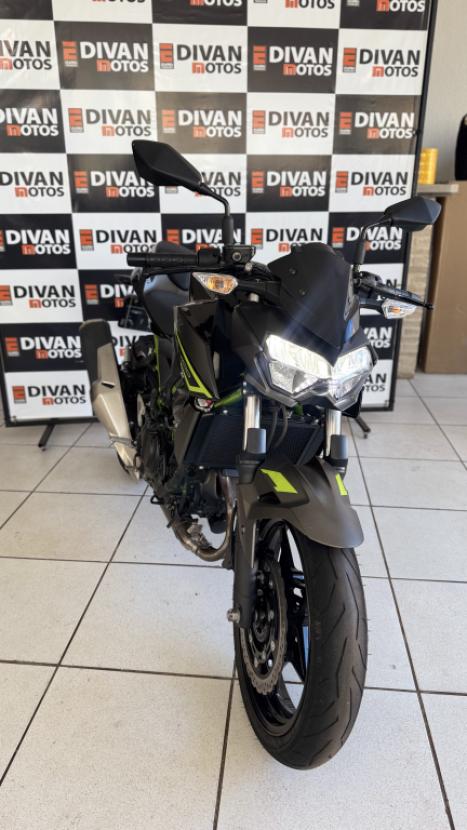KAWASAKI Z 400 ABS, Foto 5