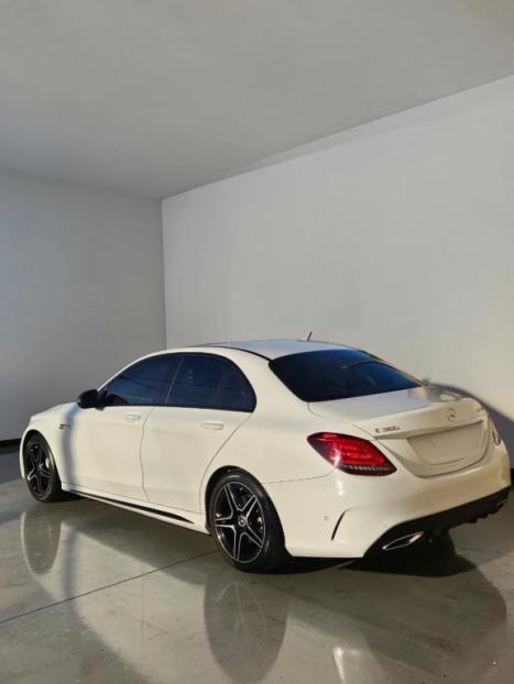 MERCEDES-BENZ C 300 2.0 16V 4P CGI SPORT 9G-TRONIC AUTOM�TICO, Foto 2