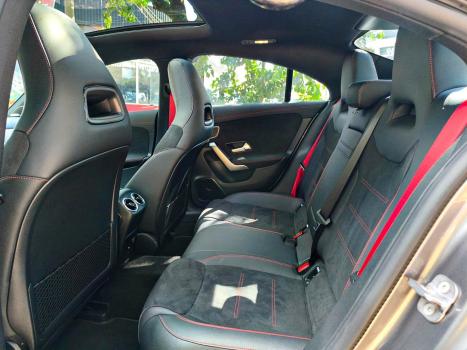 MERCEDES-BENZ CLA 35 AMG 2.0 16V 4P CGI 4MATIC 7G-TRONIC DCT AUTOM�TICO, Foto 8