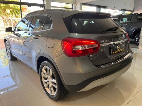 MERCEDES-BENZ GLA 200 1.6 16V 4P CGI STYLE TURBO AUTOM�TICO, Foto 4