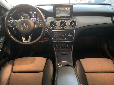 MERCEDES-BENZ GLA 200 1.6 16V 4P CGI STYLE TURBO AUTOM�TICO, Foto 8