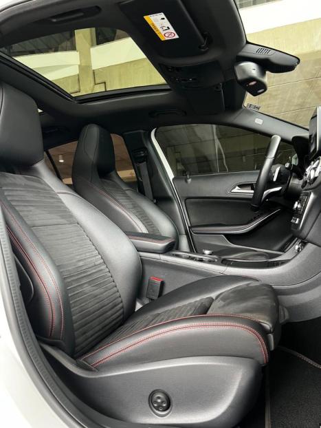 MERCEDES-BENZ GLA 250 2.0 16V 4P SPORT TURBO AUTOMÁTICO, Foto 15 MERCEDES-BENZ GLA 250 2.0 16V 4P SPORT TURBO AUTOMÁTICO, Foto 15