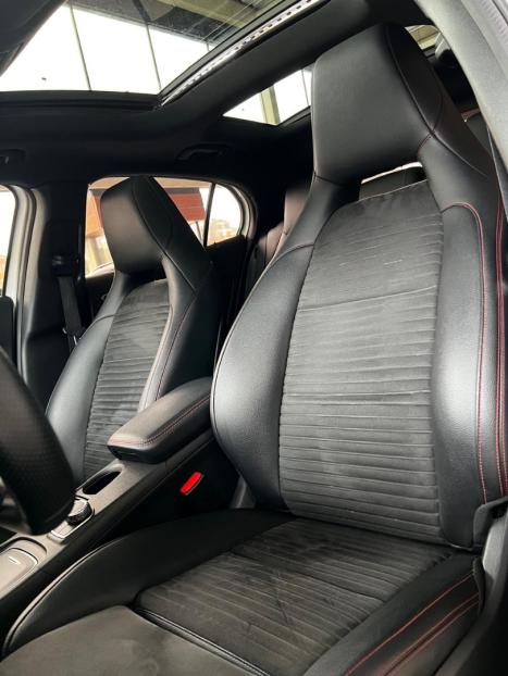 MERCEDES-BENZ GLA 250 2.0 16V 4P SPORT TURBO AUTOMÁTICO, Foto 16 MERCEDES-BENZ GLA 250 2.0 16V 4P SPORT TURBO AUTOMÁTICO, Foto 16