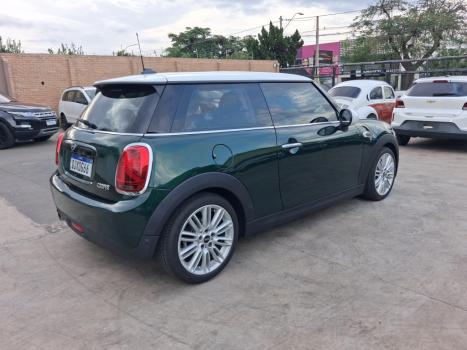 MINI Cooper 1.5 12V 4P TURBO AUTOM�TICO, Foto 2