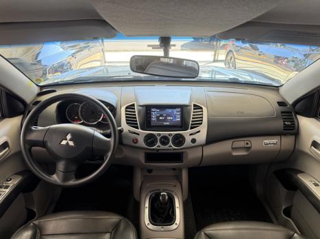 MITSUBISHI L 200 2.4 16V 4P HLS CABINE DUPLA FLEX , Foto 7