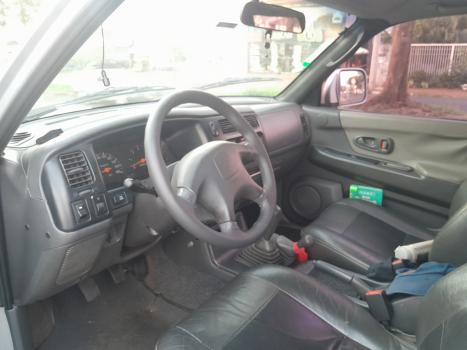 MITSUBISHI L 200 Outdoor 2.5 GLS 4X4 CABINE DUPLA TURBO DIESEL INTERCOOLER, Foto 3 MITSUBISHI L 200 Outdoor 2.5 GLS 4X4 CABINE DUPLA TURBO DIESEL INTERCOOLER, Foto 3