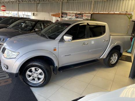 MITSUBISHI L 200 Triton 3.2 16V HPE 4X4 CABINE DUPLA TURBO DIESEL INTERCOOLER AUTOMTICO, Foto 6