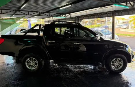 MITSUBISHI L 200 Triton 3.5 V6 HPE 4X4 FLEX CABINE DUPLA AUTOM�TICO, Foto 11