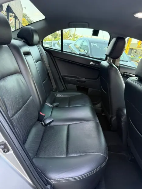 MITSUBISHI Lancer 2.0 16V 4P HL AUTOM�TICO CVT, Foto 7