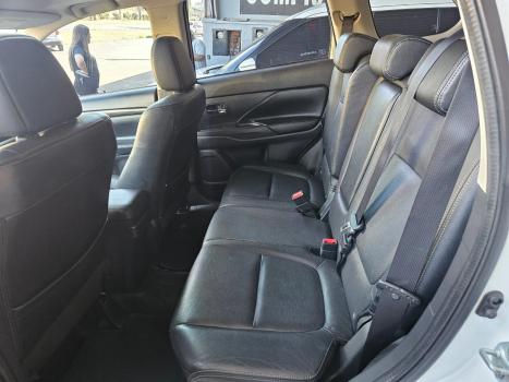 MITSUBISHI Outlander 2.0 16V 4P HPE AUTOMÁTICO, Foto 7 MITSUBISHI Outlander 2.0 16V 4P HPE AUTOMÁTICO, Foto 7