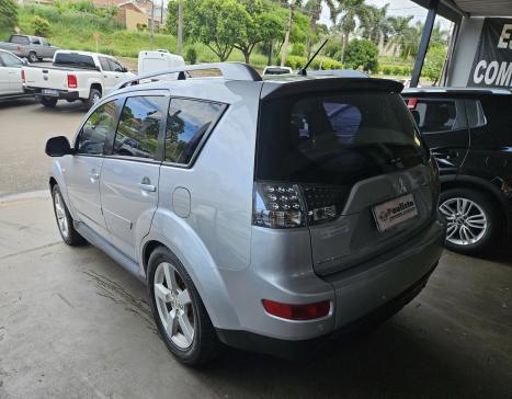 MITSUBISHI Outlander 3.0 V6 24V 4P 4X4 AUTOM�TICO, Foto 4