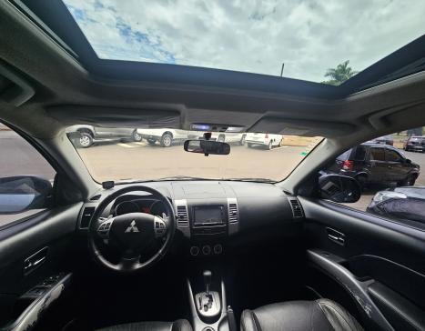 MITSUBISHI Outlander 3.0 V6 24V 4P 4X4 AUTOM�TICO, Foto 7