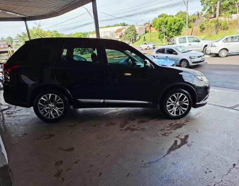 MITSUBISHI Outlander 2.0 16V 4P HPE AUTOM�TICO, Foto 6