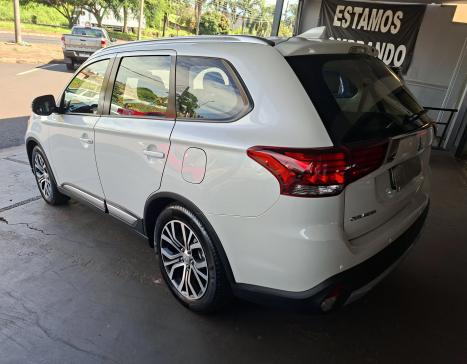 MITSUBISHI Outlander 2.0 16V 4P AUTOM�TICO, Foto 3